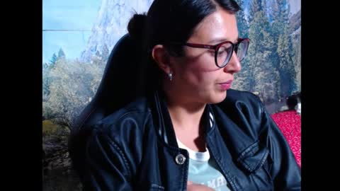 Lucy online show from October 2025 07:09:02 AM