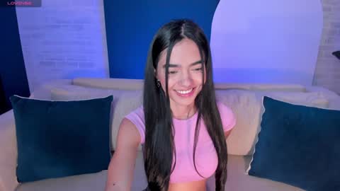 Snapshot of lucianamiller_ chatting on January 2025 10:40:01 PM Luciana Miller online show from January 2025 10:40:01 PM