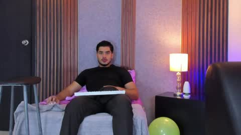 Luciano online show from July 2026 12:24:02 PM