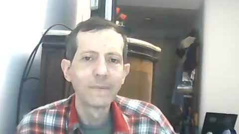 Snapshot of lucianoaxel chatting on May 2026 01:57:16 AM Luciano online show from May 2026 01:57:16 AM