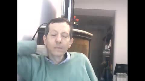 Snapshot of lucianoaxel chatting on June 2026 01:28:02 AM Luciano online show from June 2026 01:28:02 AM