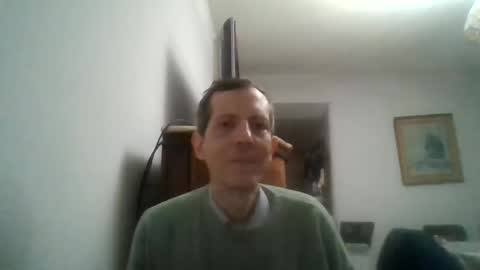 Snapshot of lucianoaxel chatting on June 2026 10:21:01 PM Luciano online show from June 2026 10:21:01 PM