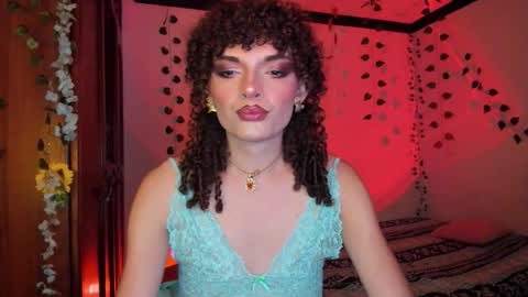 Snapshot of lucianromeo17 chatting on March 2026 01:00:01 AM Lucy or Lucian 3 Come to my social Links3 online show from March 2026 01:00:01 AM
