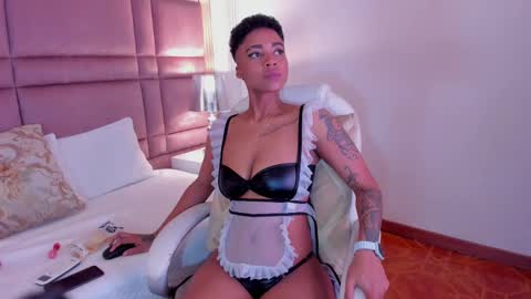  lucia wallace  online show from March 2025 12:15:01 AM