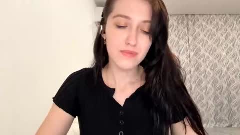 Mary online show from October 2025 04:19:01 PM