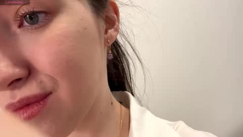 Mary online show from December 2025 07:09:01 PM