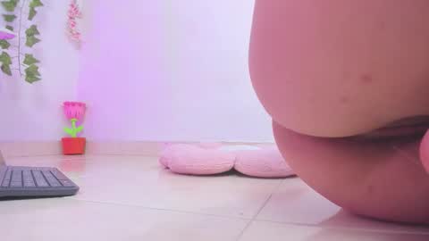 Lucie Grey online show from October 2025 01:34:02 PM