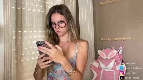 Snapshot of lucie_hot chatting on September 2025 07:20:02 AM Lucie hot follow me on online show from September 2025 07:20:02 AM