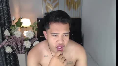 Luciferhotcum online show from February 2025 08:10:01 PM