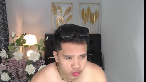 Luciferhotcum online show from February 2025 08:00:01 PM