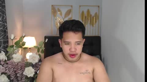 Luciferhotcum online show from February 2025 01:20:01 PM