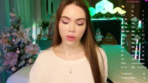 Snapshot of lucifiella chatting on January 2026 06:11:02 PM MimiFors online show from January 2026 06:11:02 PM