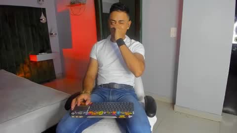 Leo online show from November 2025 11:43:01 AM