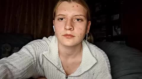 Monika online show from September 2025 09:20:02 PM