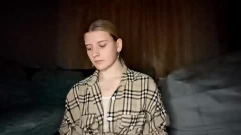 Monika online show from October 2025 08:26:01 PM