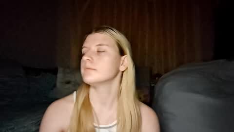 Monika online show from October 2025 08:08:02 PM