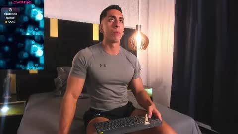 Snapshot of lucio__fox chatting on June 2026 12:11:02 PM Lucio online show from June 2026 12:11:02 PM
