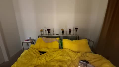 lucky_g3ld online show from May 2026 08:33:02 AM