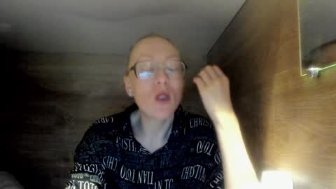 lucky_licky20 online show from January 2025 04:06:01 AM