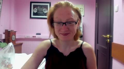 lucky_licky20 online show from February 2025 03:37:01 AM