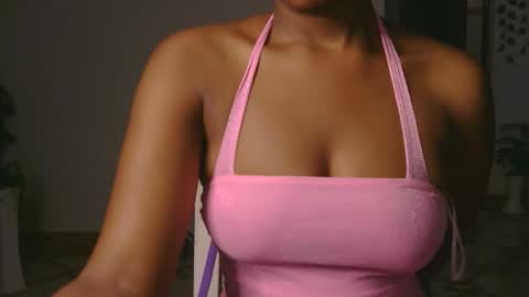lucky_n_shyshy online show from November 2025 09:54:02 AM