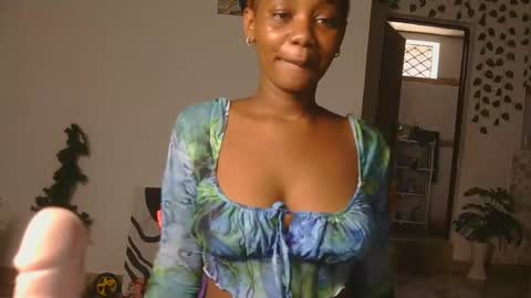 lucky_n_shyshy online show from November 2025 08:46:02 AM