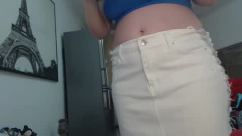 Ana online show from December 2025 12:21:02 PM