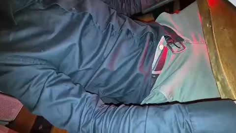 luckybong online show from January 2025 05:02:01 PM