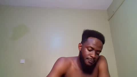 Snapshot of luckycharly chatting on February 2025 07:34:01 PM MASTER DOM online show from February 2025 07:34:01 PM