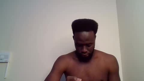 Snapshot of luckycharly chatting on September 2025 01:02:02 PM MASTER DOM online show from September 2025 01:02:02 PM