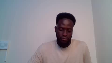 Snapshot of luckycharly chatting on November 2025 07:30:01 PM MASTER DOM online show from November 2025 07:30:01 PM