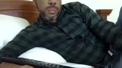 luckyfinalone online show from November 2025 09:58:01 PM