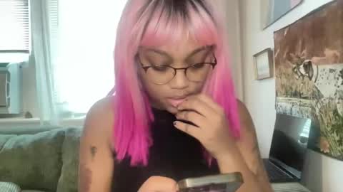 luckylaci777 online show from October 2025 05:08:01 PM