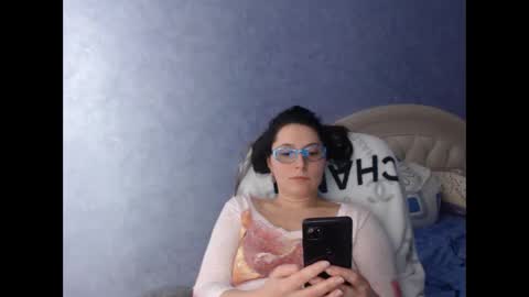 luckylinda23 online show from February 2025 07:29:01 PM