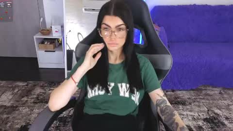 Monika online show from April 2026 06:22:02 AM