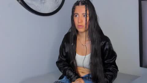   online show from October 2025 04:16:01 AM