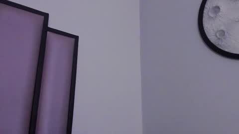   online show from December 2025 06:31:01 AM