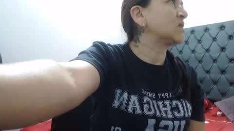 lucy online show from February 2025 08:56:01 PM