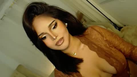    MONA    online show from October 2025 06:31:02 PM