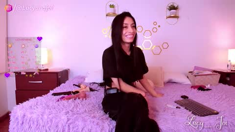 Luciana online show from October 2025 02:56:01 AM