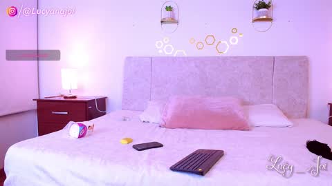 Luciana online show from January 2026 02:04:02 AM