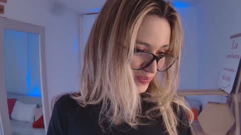 lucy online show from January 2025 06:01:02 AM