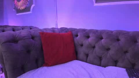 Lucy  online show from December 2024 06:25:01 PM