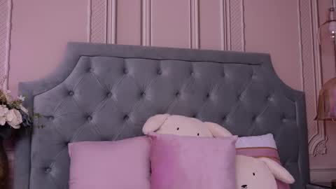 LucyAddison online show from March 2026 04:38:02 AM