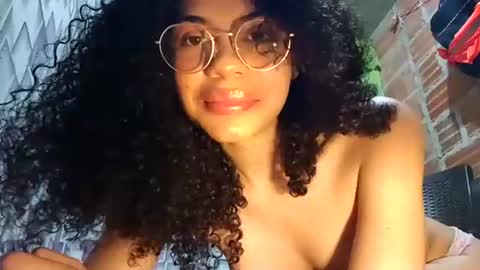 Lucia online show from November 2025 03:09:02 AM