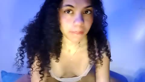 Snapshot of lucybellea chatting on June 2026 10:40:01 AM Lucia online show from June 2026 10:40:01 AM