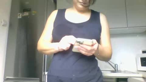 lucybylucy online show from November 2025 08:01:02 AM