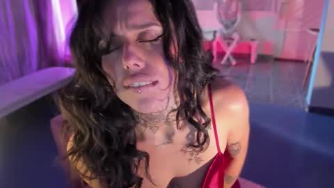 Snapshot of lucyklumm chatting on March 2026 09:29:01 PM MALAMOR online show from March 2026 09:29:01 PM