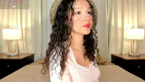 Snapshot of lucylovelyy1 chatting on June 2026 02:25:02 AM Lucy online show from June 2026 02:25:02 AM