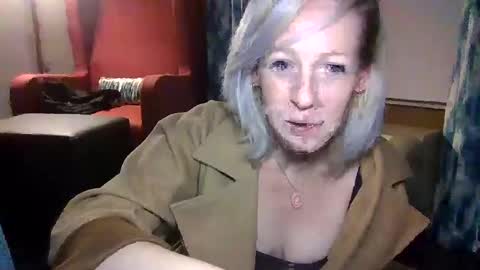 Snapshot of lucyloveslookers78240 chatting on December 2024 04:45:02 AM Lucy Loves Lookers online show from December 2024 04:45:02 AM
